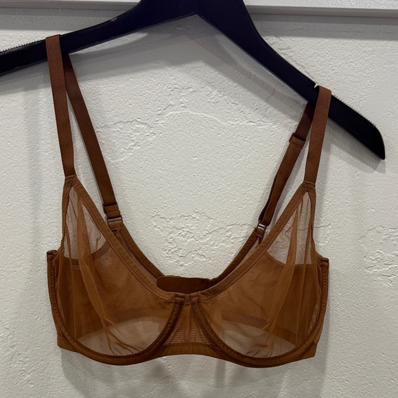 SKIMS Bronze Ultra Fine Mesh Scoop Bra 34DDD - Picture 3 of 4